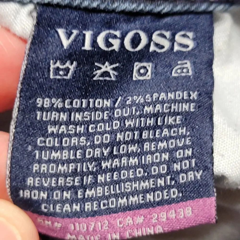 Vigoss Classic Denim Boot Cut Jeans w/ Bling Back Pockets - Size W29 L33